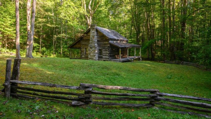 historic log cabin in Cataloochee Valley smoky mountains tennessee