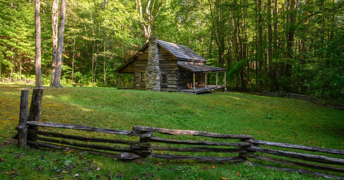 historic log cabin in Cataloochee Valley smoky mountains tennessee