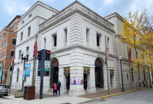 east tennessee historical society museum in downtown knoxville during fall